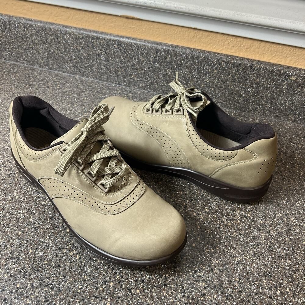 SAS Tripad Be Happy Walk Easy Shoes Brown Nubuck Lace Up Low Top Womens Sz 10.5N